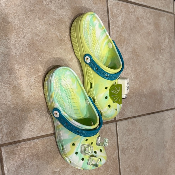 CROCS Green and Blue Tie-Dye Clogs - Picture 5 of 7